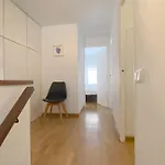 Apartment Artsy Apartment 3Bth And 6Br Fira Montjuic Plaza Espana Fcb